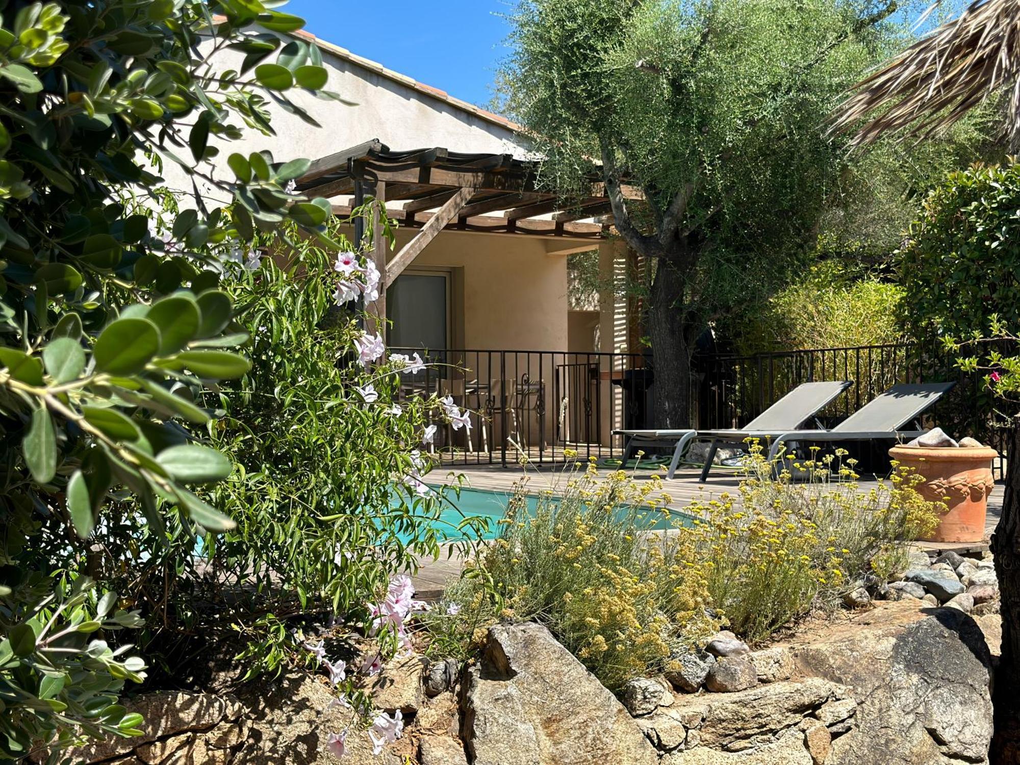 Domaine Villas Celia Μοντιτσέλο Εξωτερικό φωτογραφία